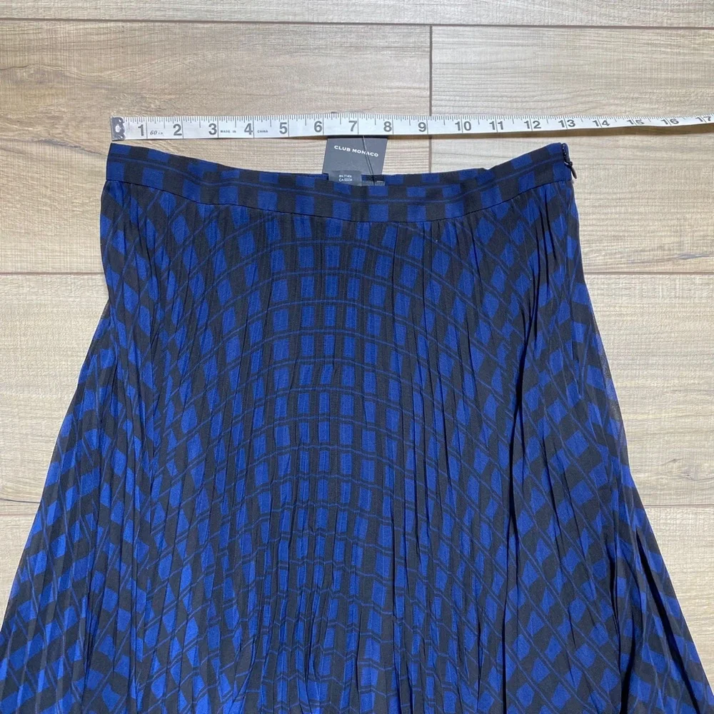 Club Monaco bnwt club